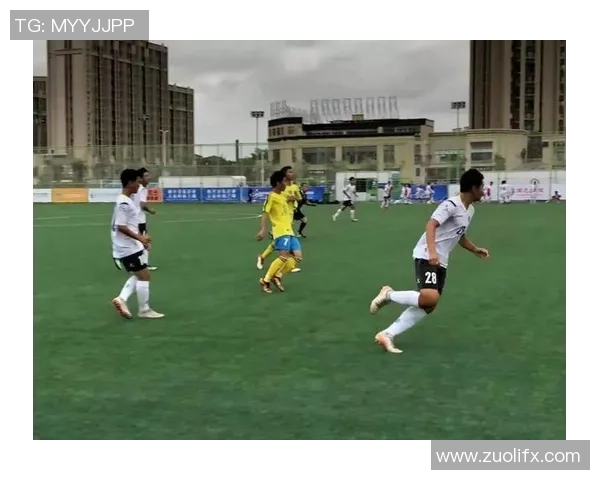 北京足球队在精英赛中的灵活性展现与战术分析